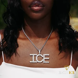 COLLIER LETTRE DIAMANT PERSONNALISÉ FEMME OR BLANC