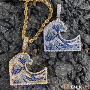 COLLIER PENDENTIF VAGUE™ : Symbole de force
