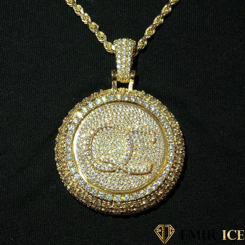COLLIER PENDENTIF ROTATIF INITIALE